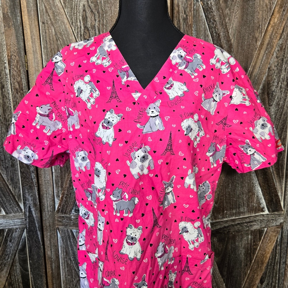 Dickies Pink Parisian Dog Print Scrub Top V-Neck Cotton‎ Women Large 84771C